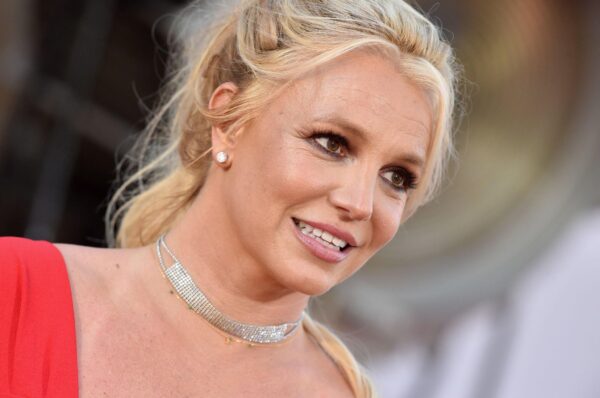 Britney Spears Seeks Apology After Altercation